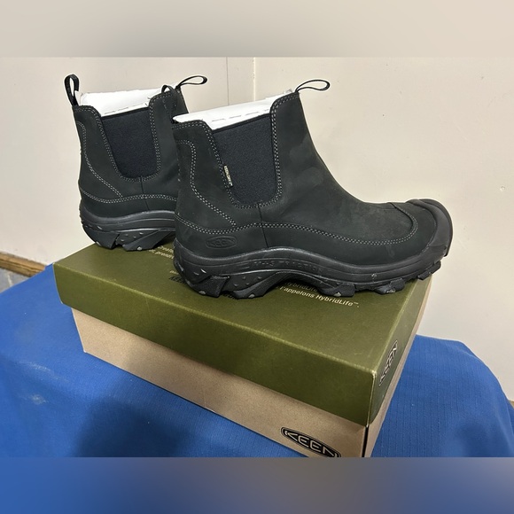 Keen Men’s Boots - Picture 1 of 5